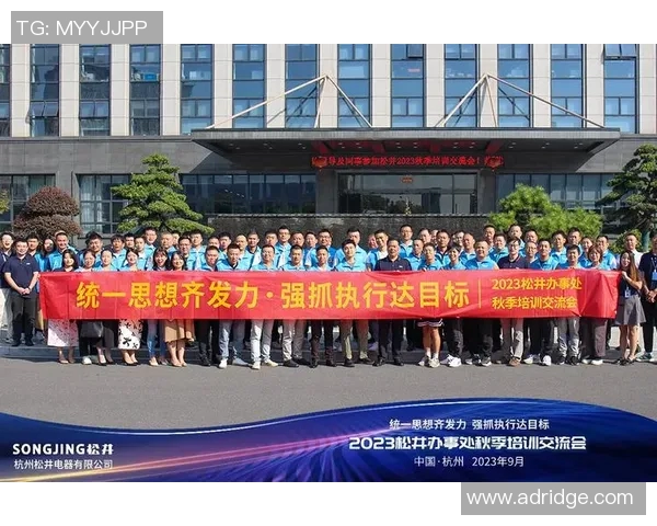 武汉足球队与西安足球队赛后复盘团队协作的成功与不足分析 武汉足球队与西安足球队赛后复盘团队协作的成功与不足分析