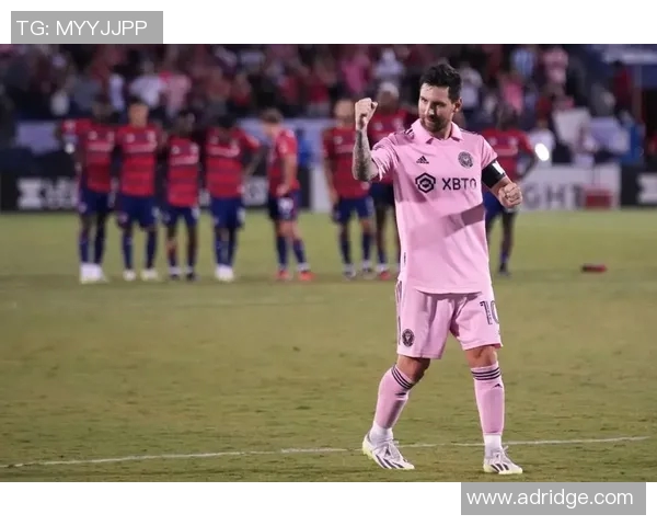 粉色足球明星盘点:那些在绿茵场上闪耀的粉色风采球员 粉色足球明星盘点:那些在绿茵场上闪耀的粉色风采球员