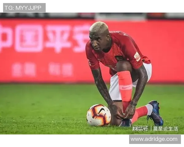 四川足球明星展现多才多艺魅力激情跳舞引发粉丝热议