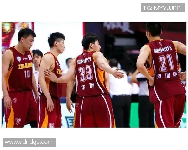 深圳排球队以79分领跑总决赛积分榜展现强大实力 深圳排球队以79分领跑总决赛积分榜展现强大实力