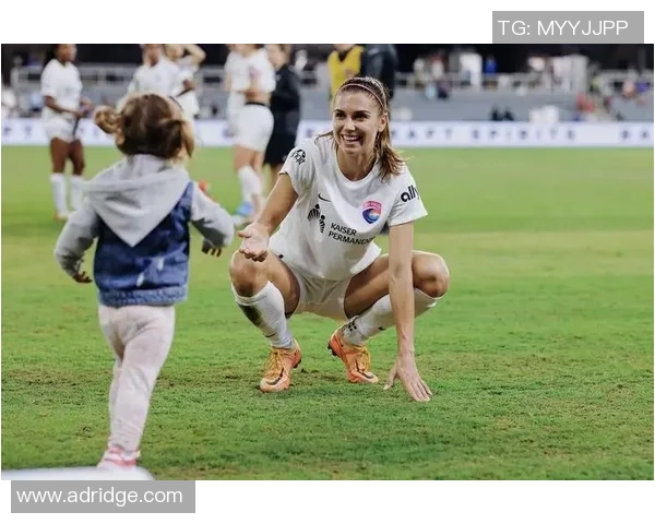 美国足球明星摩根的辉煌历程与对女子足球的影响力分析